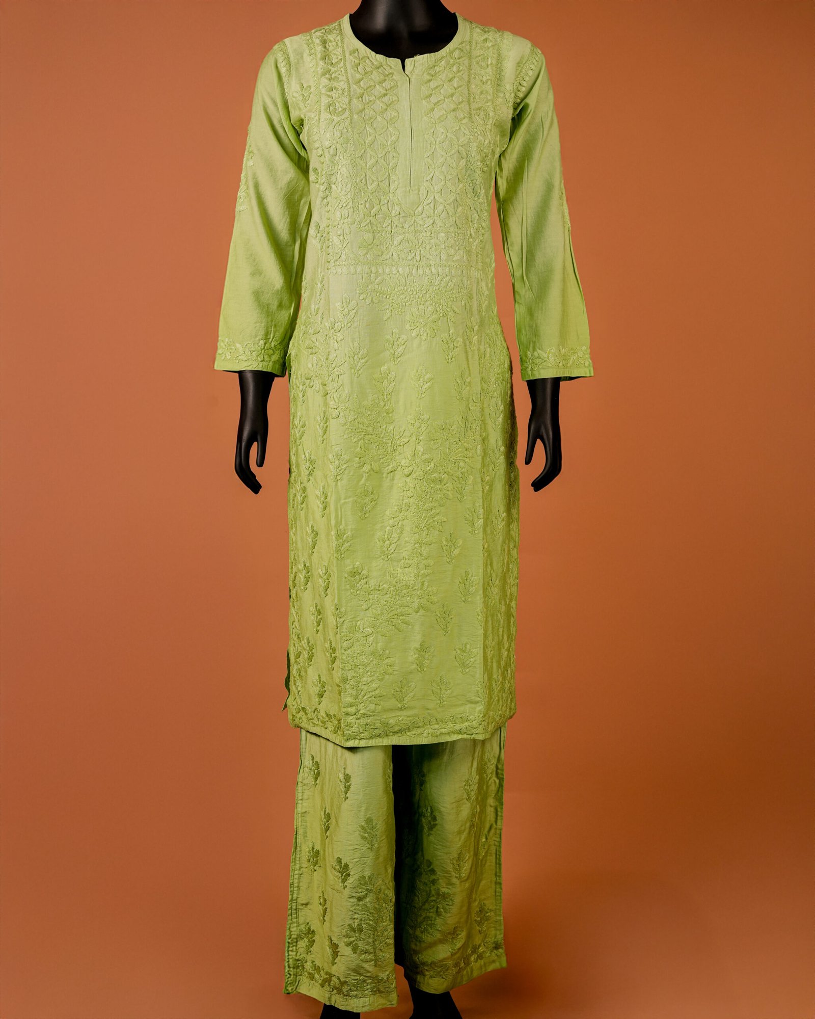 Chikankari Set